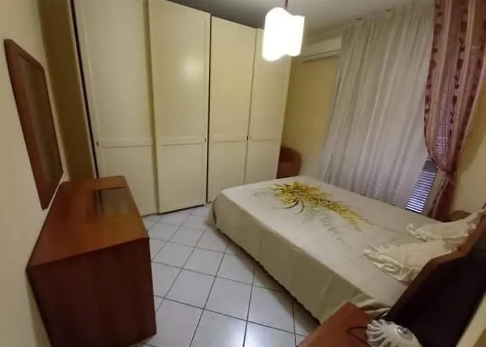 Tra Castello E Porto Apartment